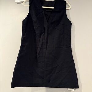 Commense Black V-Neck Sleeveless Dress